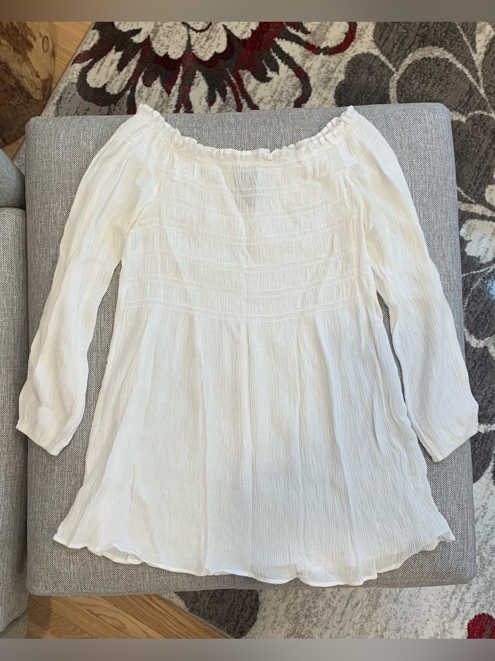 VGUC Papillon White Off-Shoulder Peasant Blouse Size Large Fits Like a Medium